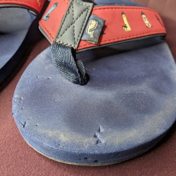 Vineyard Vine Men's Size 8 Navy & Pink Flip Flops w/ Lighthouses - Picture 4 of 6